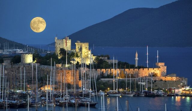 Bodrum’un Gizemli Tarihine Yolculuk: Antik Kalıntılardan Modern Yaşama